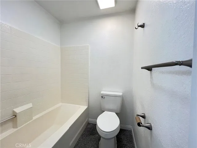 $2,600 | 37547 Lilacview Avenue, Palmdale, CA 93550