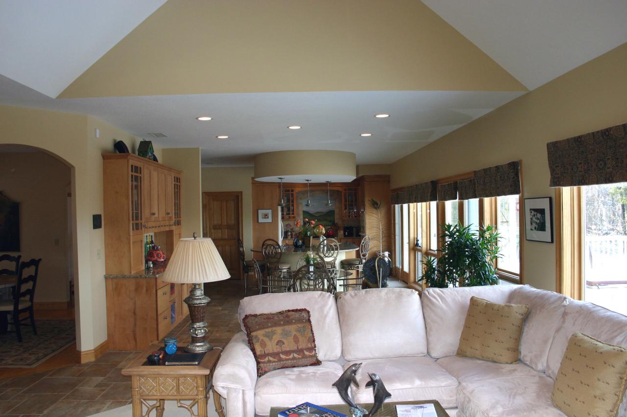 267 Chanterwood Road Lee, MA 01238 - Photo 22 of 28 Living room