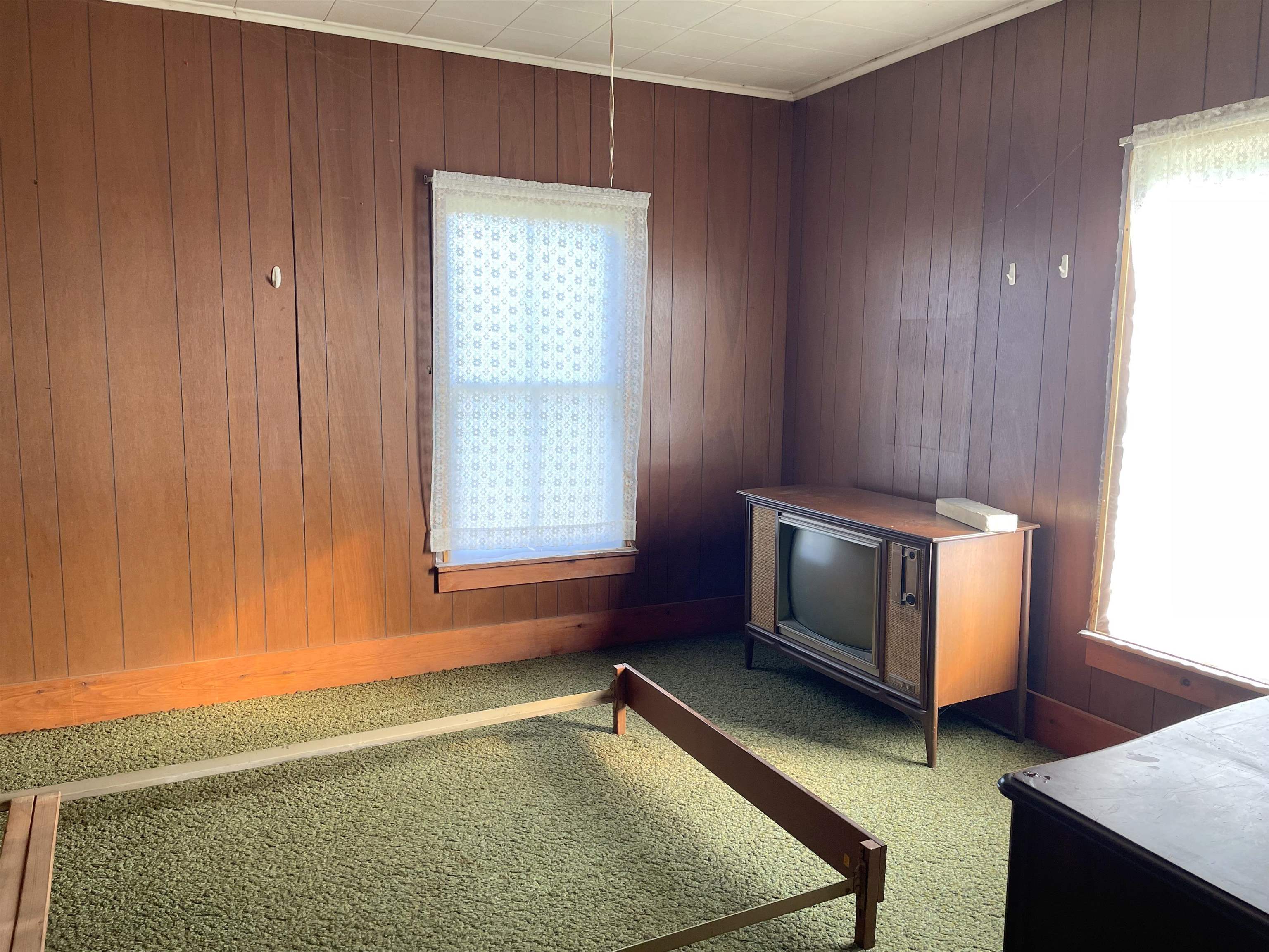 629 Mackville Road Hardwick, VT 05843 - Photo 21 of 29