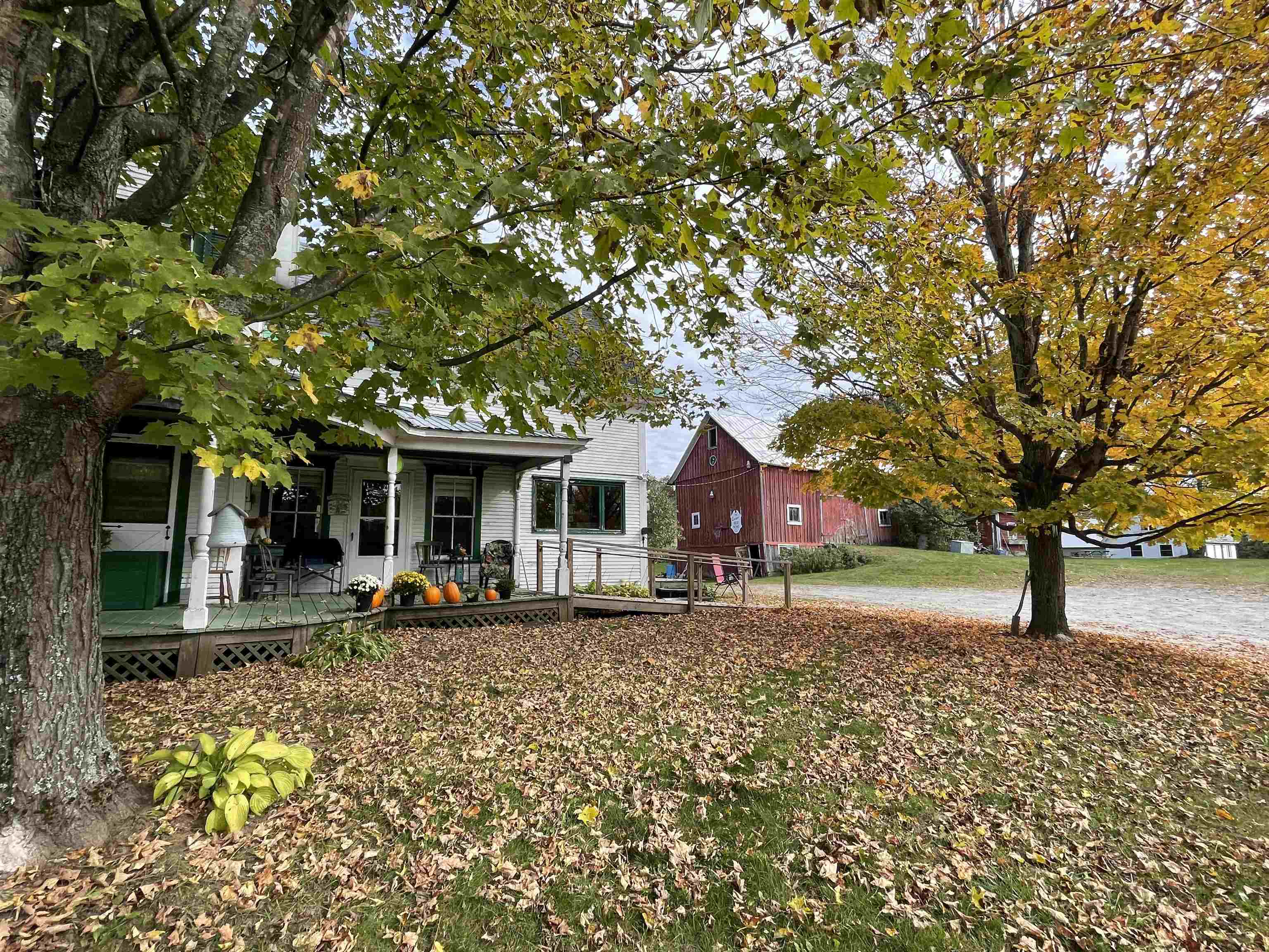 629 Mackville Road Hardwick, VT 05843 - Photo 3 of 29