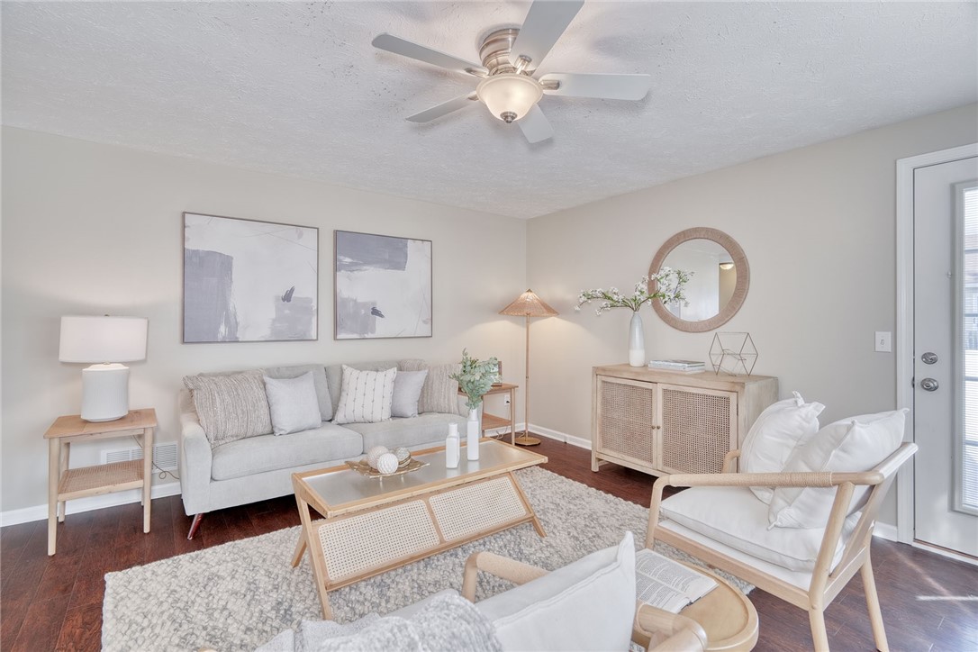 746 Levelle Court Webster, NY 14580 - Photo 16 of 44