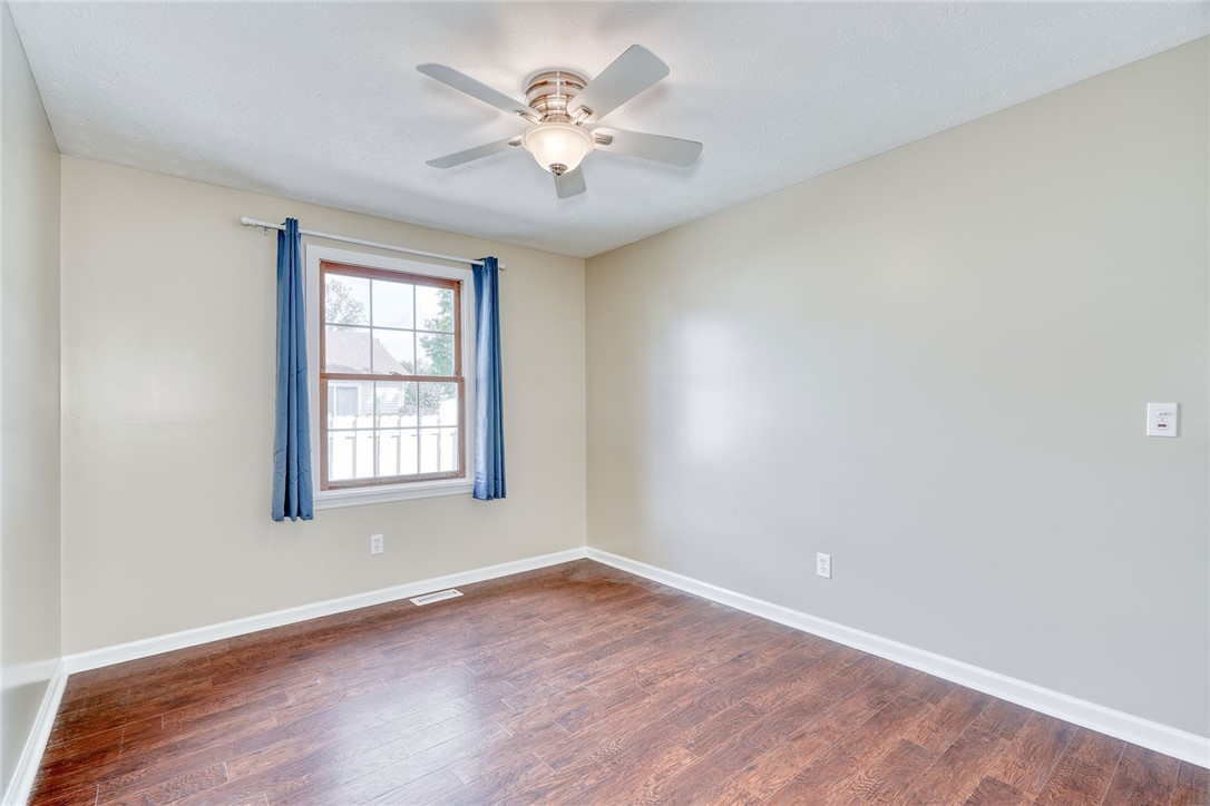 746 Levelle Court Webster, NY 14580 - Photo 25 of 44