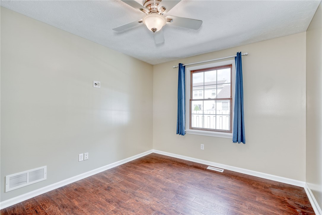 746 Levelle Court Webster, NY 14580 - Photo 29 of 44