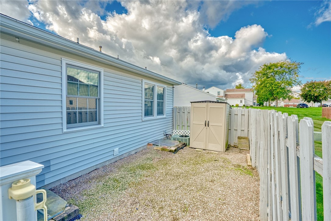 746 Levelle Court Webster, NY 14580 - Photo 40 of 44