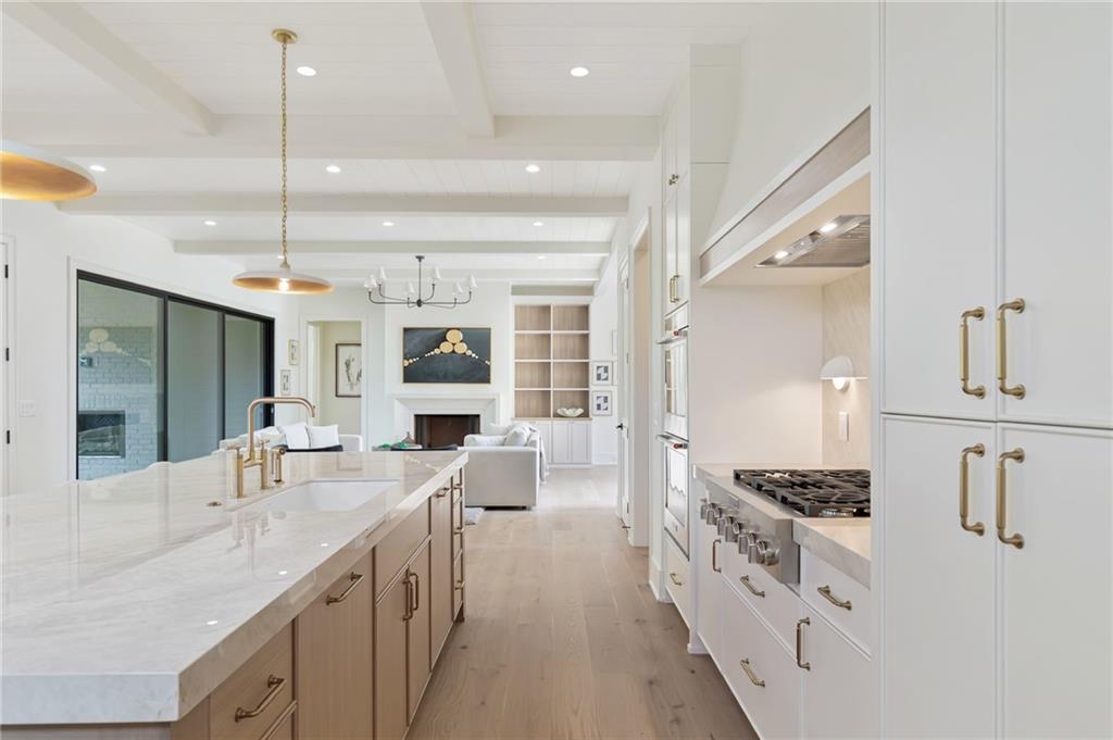 10908 Woodstock Road Roswell, GA 30075 - Photo 16 of 27
