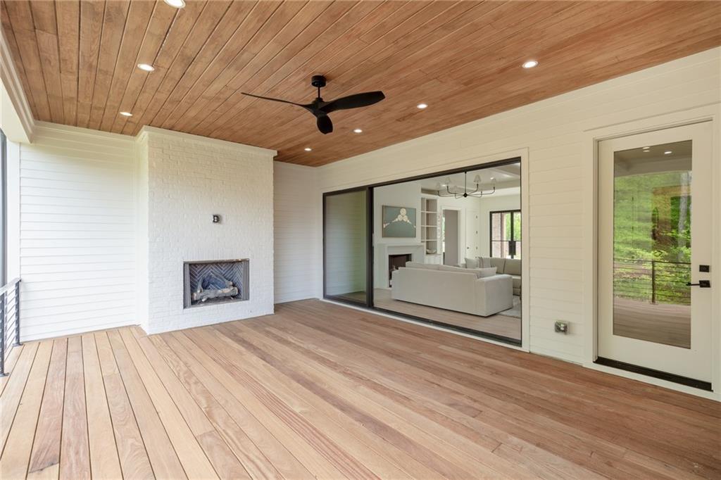 10908 Woodstock Road Roswell, GA 30075 - Photo 7 of 27