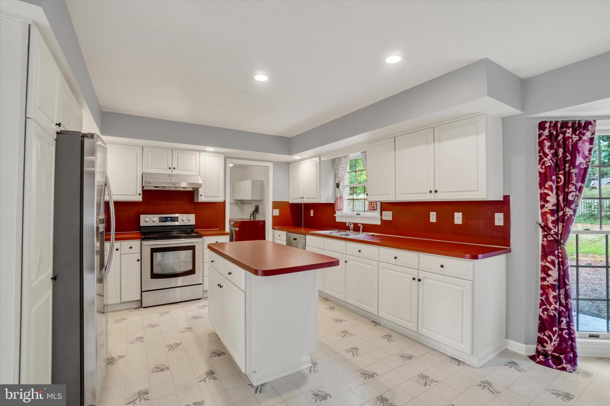 3617 Cheltenham Road York, PA 17402 - Photo 12 of 43 Gallery Image 12