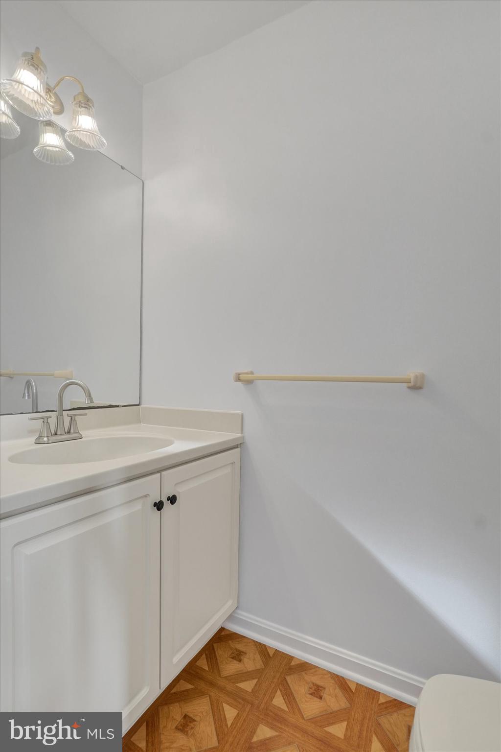 3617 Cheltenham Road York, PA 17402 - Photo 19 of 43 Powder Room