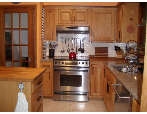 126 Lexington Road Lincoln, MA 01773 - Photo 3 of 14