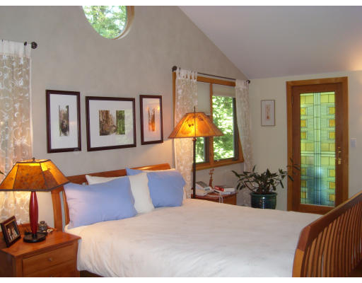 126 Lexington Road Lincoln, MA 01773 - Photo 4 of 14