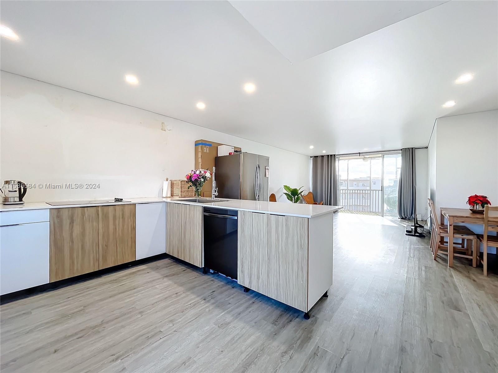 1750 Northeast 191st St Unit 8213  