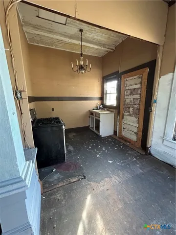 a view of a storage & utility room