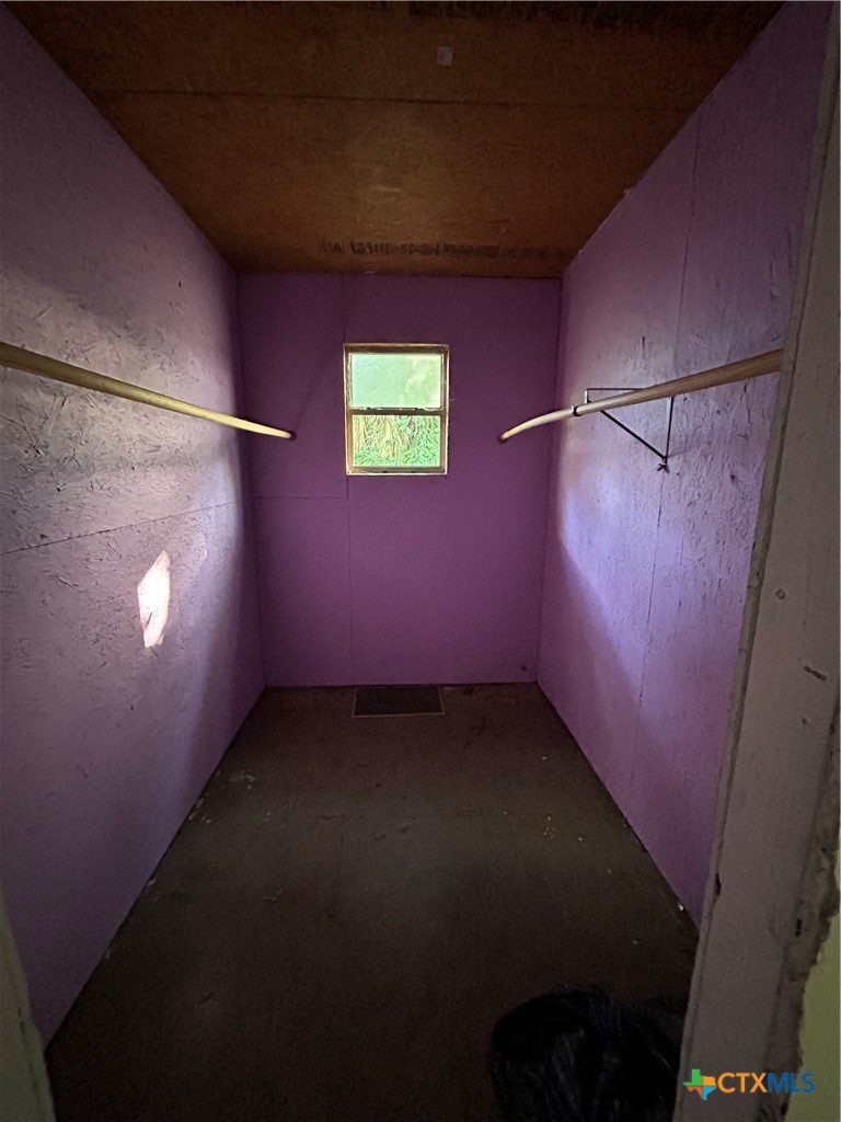 701 East River Street Victoria, TX 77901 - Photo 20 of 21 a view of empty room