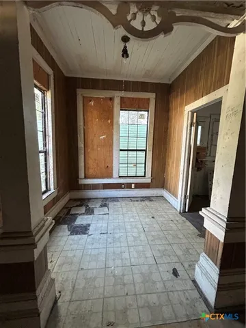 a view of an entryway of a house