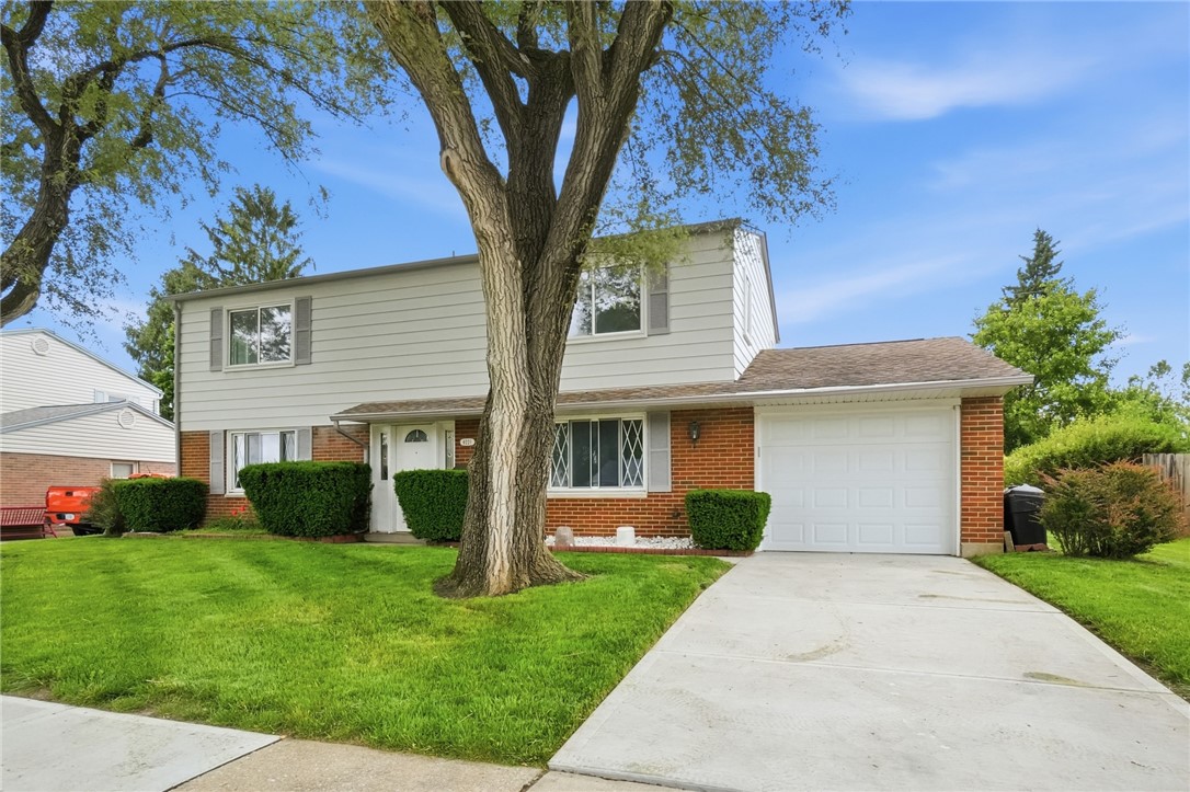 6221 Longford Road Dayton, OH 45424 - Photo 2 of 45