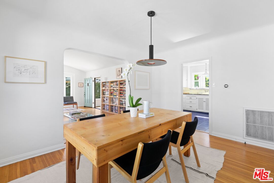 4761 Frieda Drive Los Angeles, CA 90065 - Photo 4 of 23