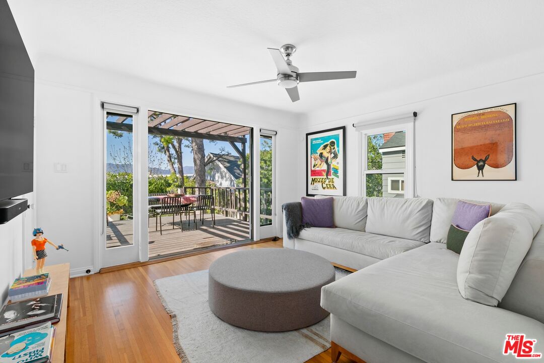 4761 Frieda Drive Los Angeles, CA 90065 - Photo 10 of 23