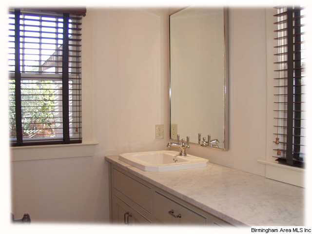 2015 Lancaster Road Birmingham, AL 35209 - Photo 14 of 22