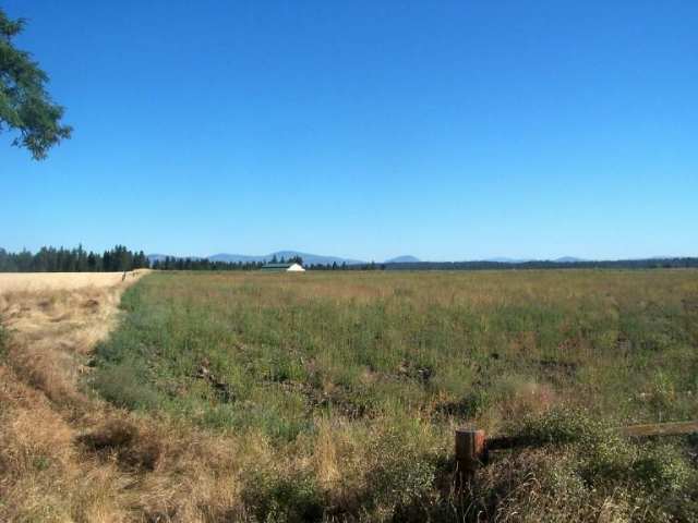6900-blk West Crosscut Road, Unit BACK Deer Park, WA 99006 - Photo 4 of 5 Gallery Image 4