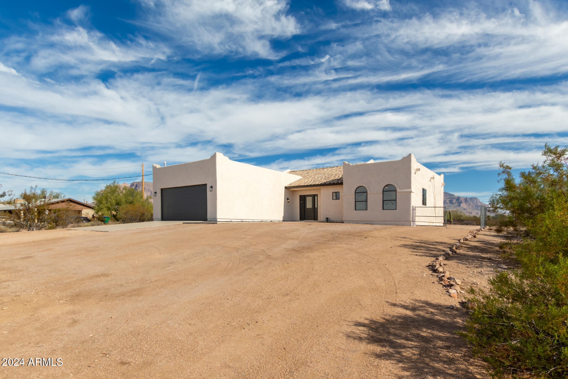 2099 South Mountain View Road Apache Junction, AZ 85119 - Photo 5 of 40 05 - Mountain View