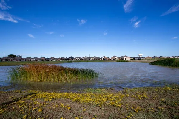 $1,900 | 905 Tippit Lane, Greenville, TX 75402