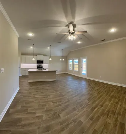 $1,900 | 905 Tippit Lane, Greenville, TX 75402