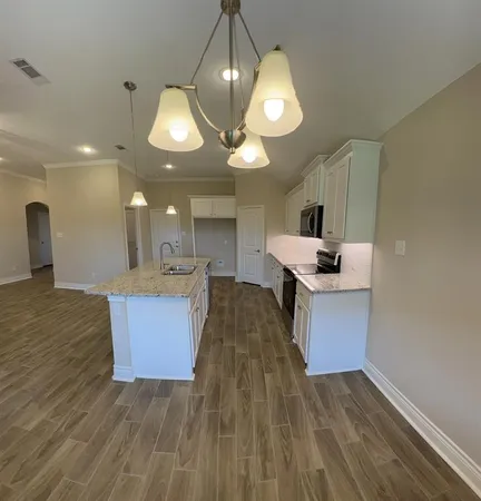 $1,900 | 905 Tippit Lane, Greenville, TX 75402