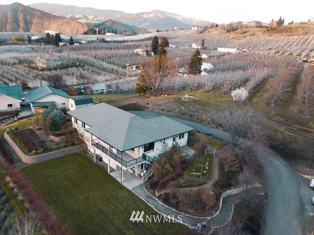 5017 Harden Road Cashmere, WA 98815 - Photo 2 of 25 Gallery Image 2
