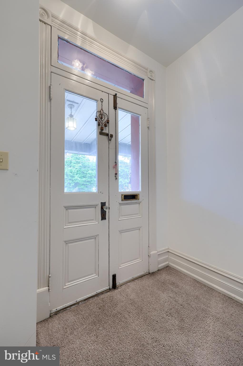 2926 Kutztown Road Reading, PA 19605 - Photo 23 of 49 an empty room with windows