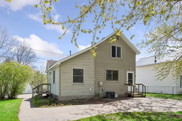 $285,000 | 203 John Avenue North, Cologne, MN 55322