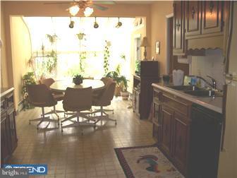 42 Hearthstone Drive Reading, PA 19606 - Photo 6 of 12 Kitchen