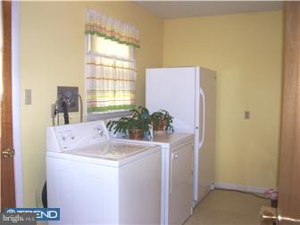 42 Hearthstone Drive Reading, PA 19606 - Photo 8 of 12 Gallery Image 8
