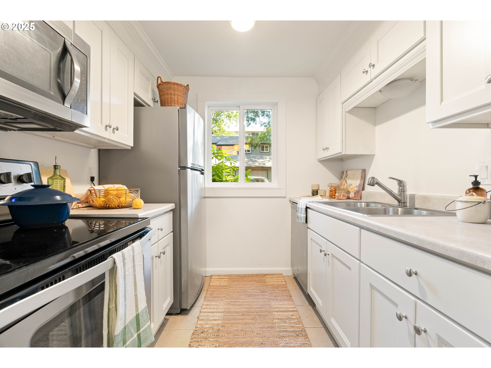 12620 Northwest Barnes Road Portland, OR 97229 - Photo 9 of 28 Gallery Image 9