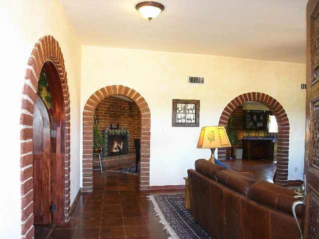 1970 West Frontage Road Rio Rico, AZ 85648 - Photo 4 of 9