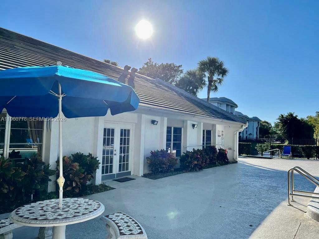 721 North Pine Island Road, Unit 302 Plantation, FL 33324 - Photo 9 of 22