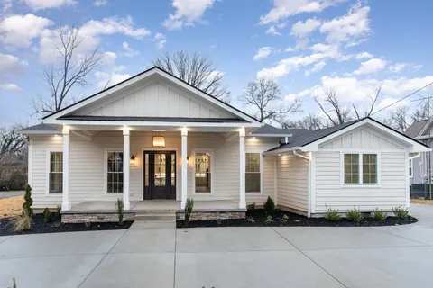 $769,900 | 807 North Maple Street, Murfreesboro, TN 37130