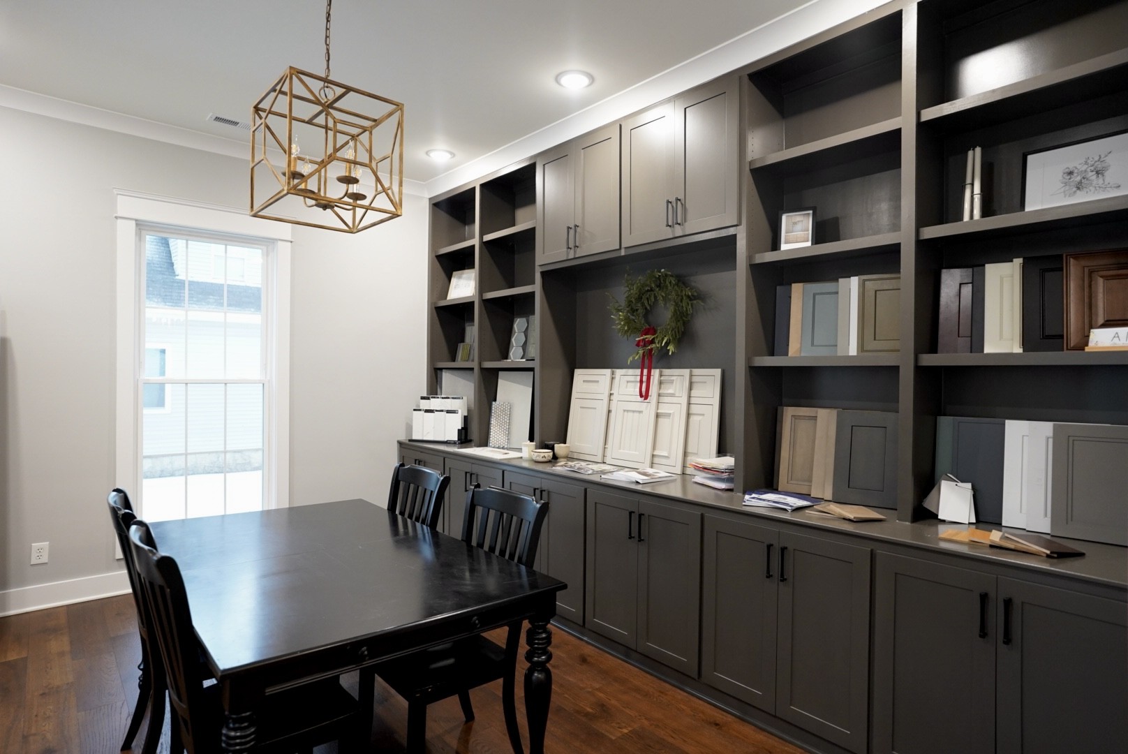 807 North Maple Street Murfreesboro, TN 37130 - Photo 3 of 16 a view of a kitchen with a dining table and chairs