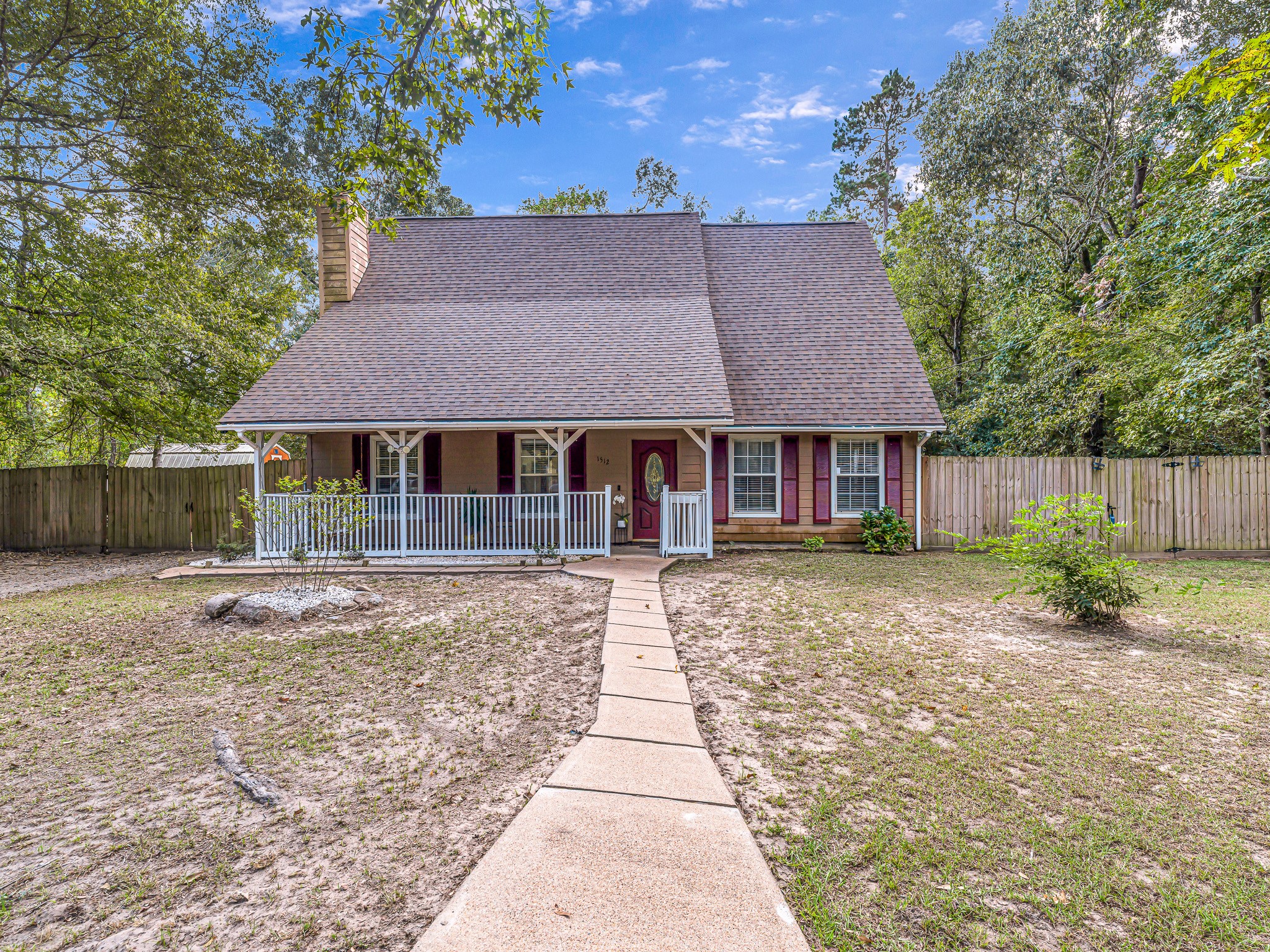 Step inside to take a look at this beautiful home that welcomes you!