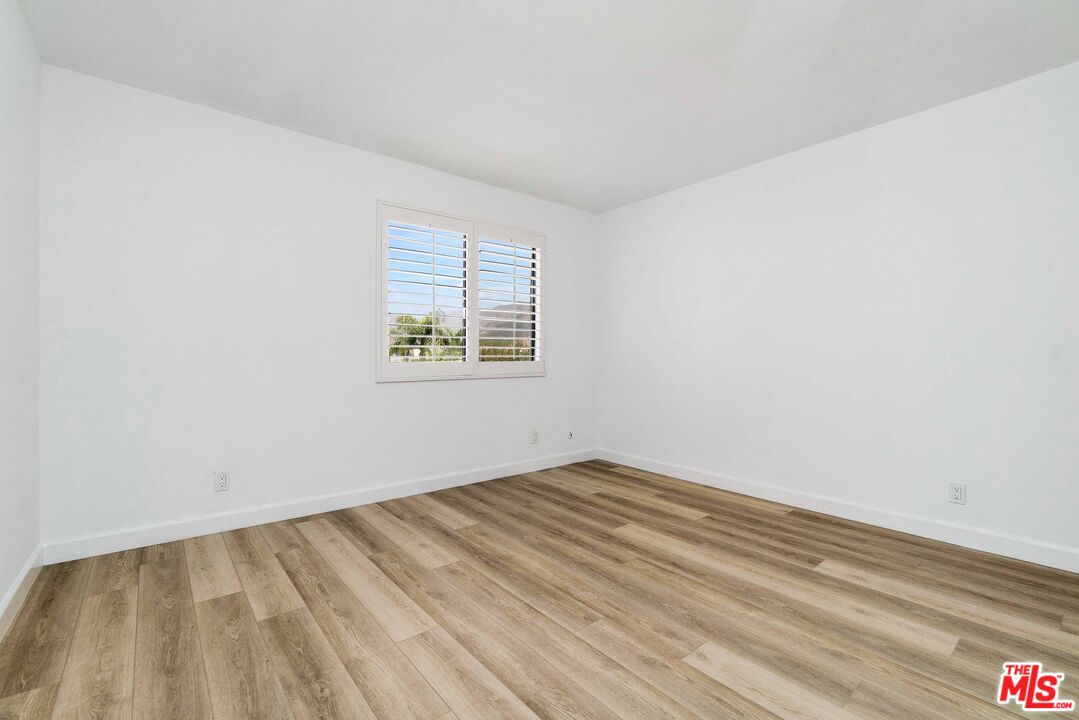 29221 Heathercliff Road, Unit 4 Malibu, CA 90265 - Photo 23 of 42