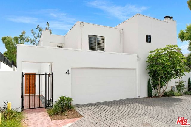 $7,250 | 29221 Heathercliff Road, Unit 4, Malibu, CA 90265