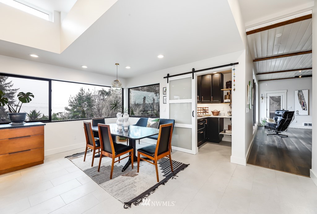 17217 Sylvester Road Southwest Normandy Park, WA 98166 - Photo 14 of 40 Gallery Image 14