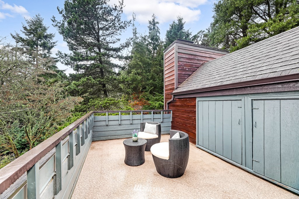 17217 Sylvester Road Southwest Normandy Park, WA 98166 - Photo 23 of 40 Gallery Image 23