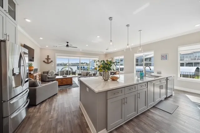 $1,195,000 | 15145 Marina Drive, Conroe, TX 77356