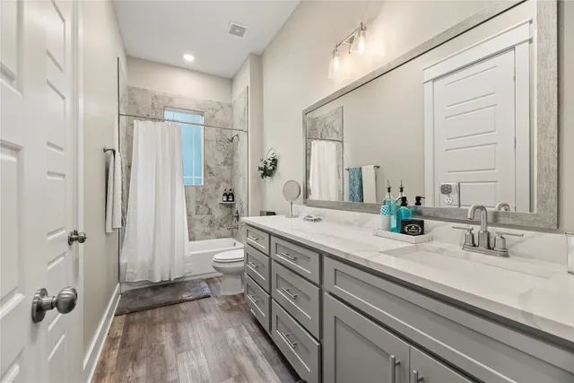 $1,195,000 | 15145 Marina Drive, Conroe, TX 77356