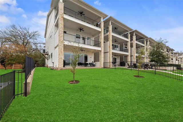 $1,195,000 | 15145 Marina Drive, Conroe, TX 77356