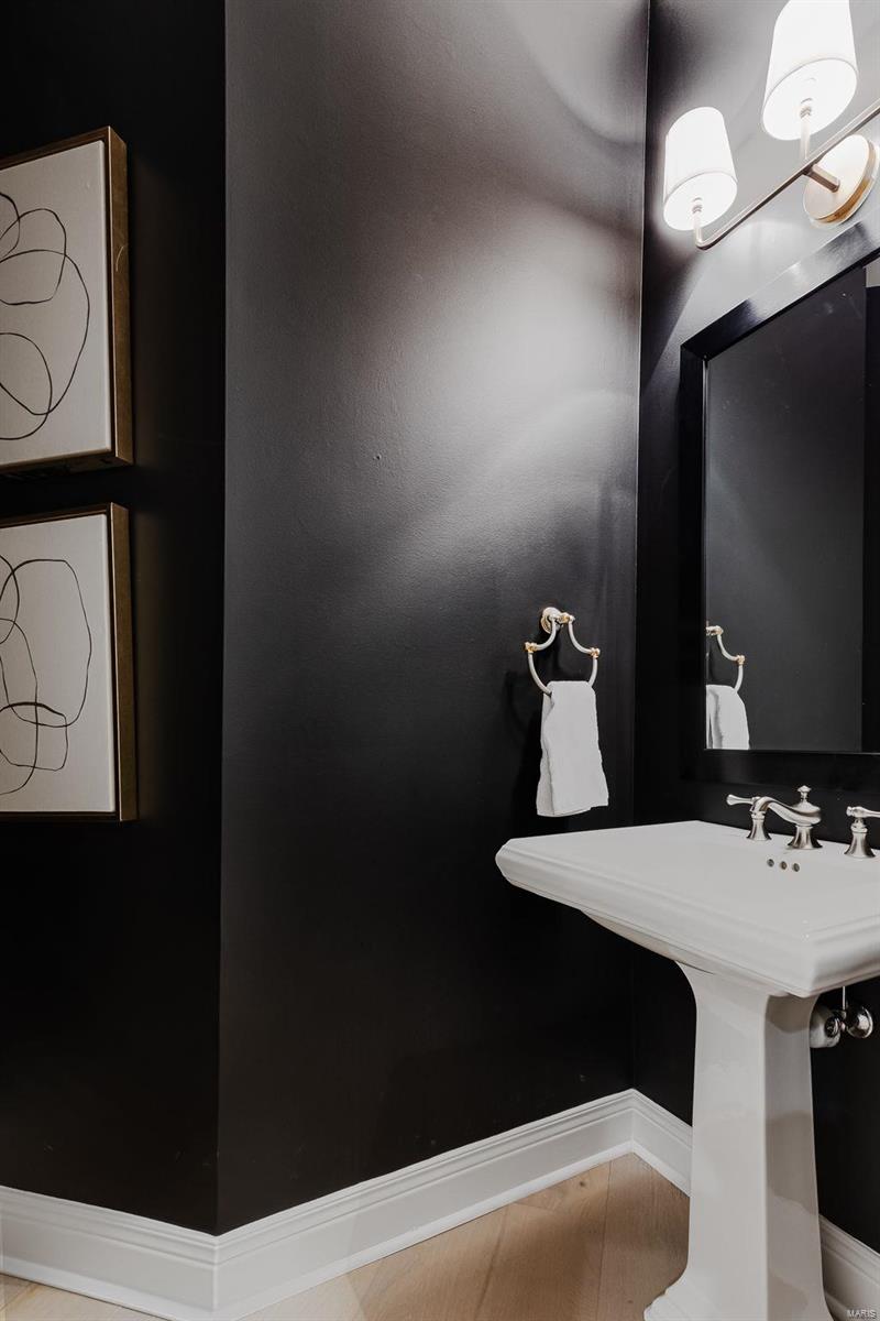 597 Upper Conway Circle Chesterfield, MO 63017 - Photo 14 of 26