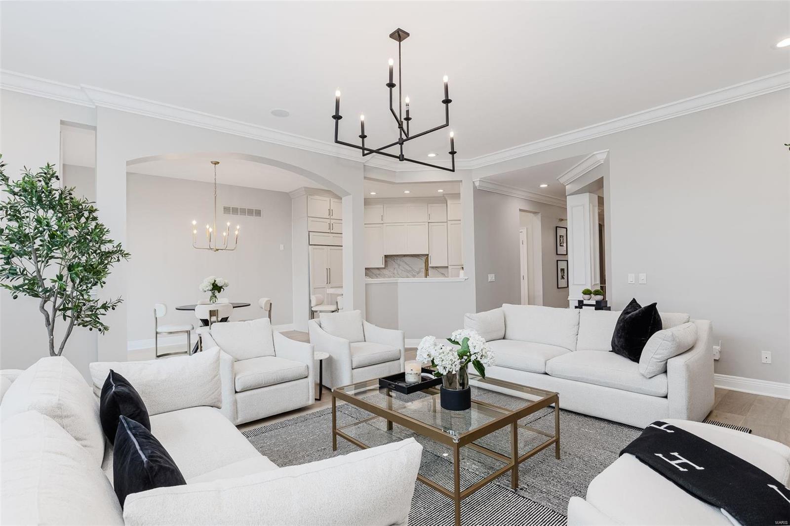 597 Upper Conway Circle Chesterfield, MO 63017 - Photo 9 of 26