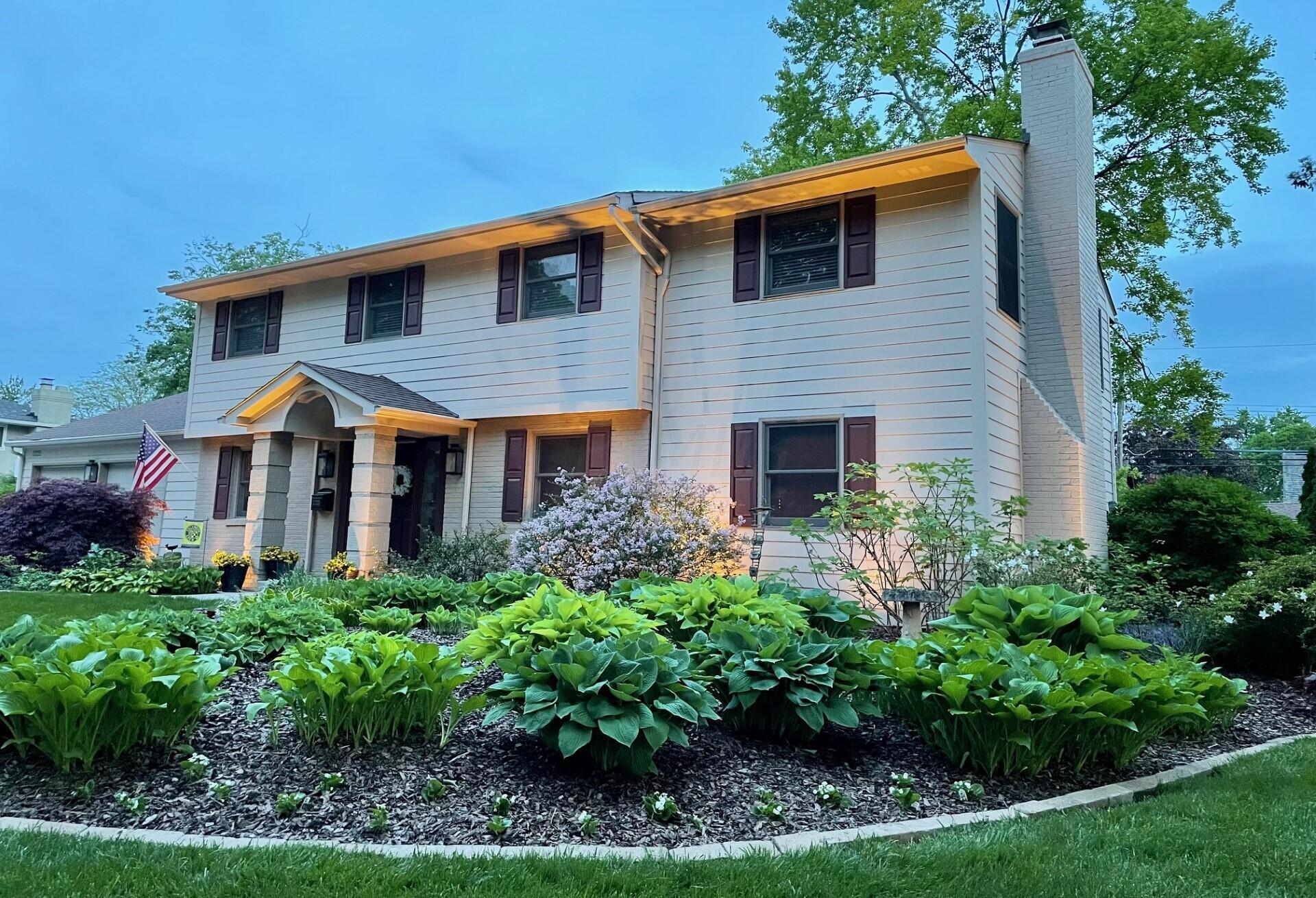 2225 Sheringham Road Columbus, OH 43220 - Photo 81 of 84 9