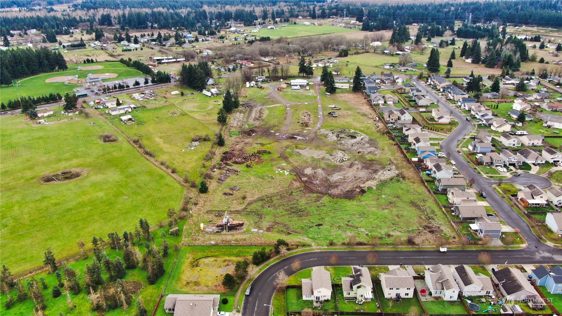 9819 Grove Road Southeast Yelm, WA 98597 - Photo 8 of 11 Gallery Image 8