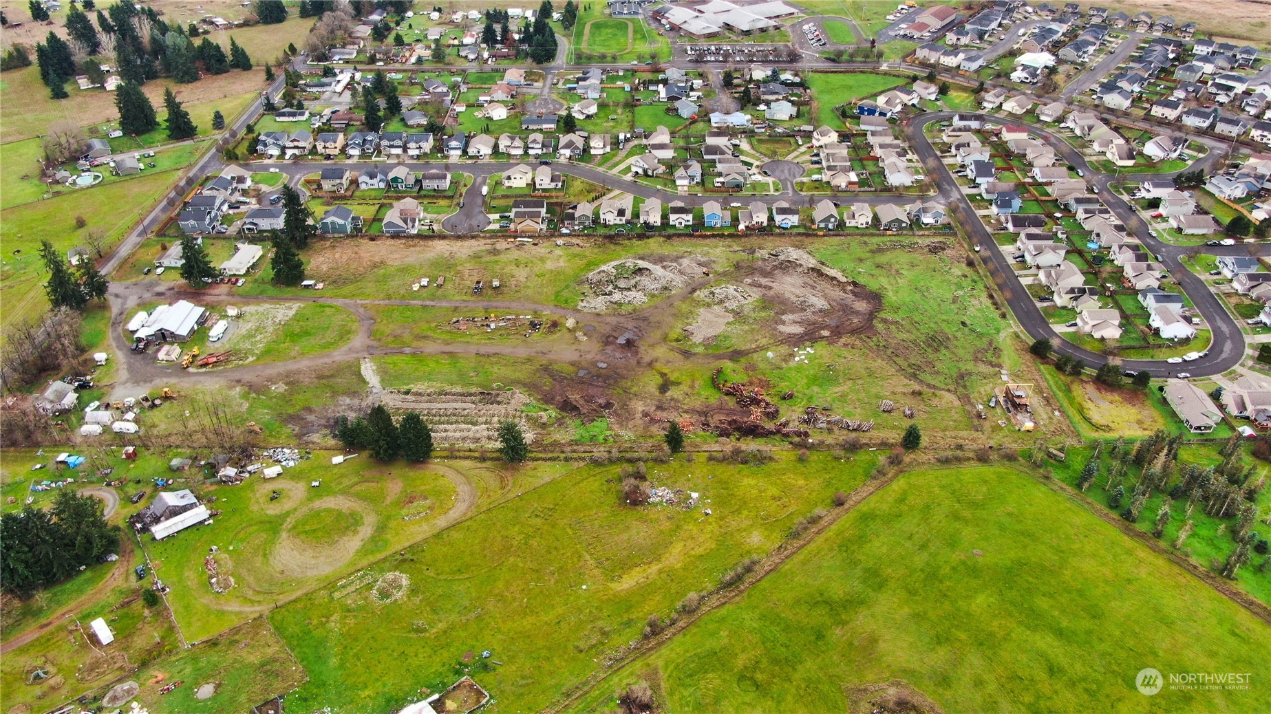 9819 Grove Road Southeast Yelm, WA 98597 - Photo 10 of 11 Gallery Image 10